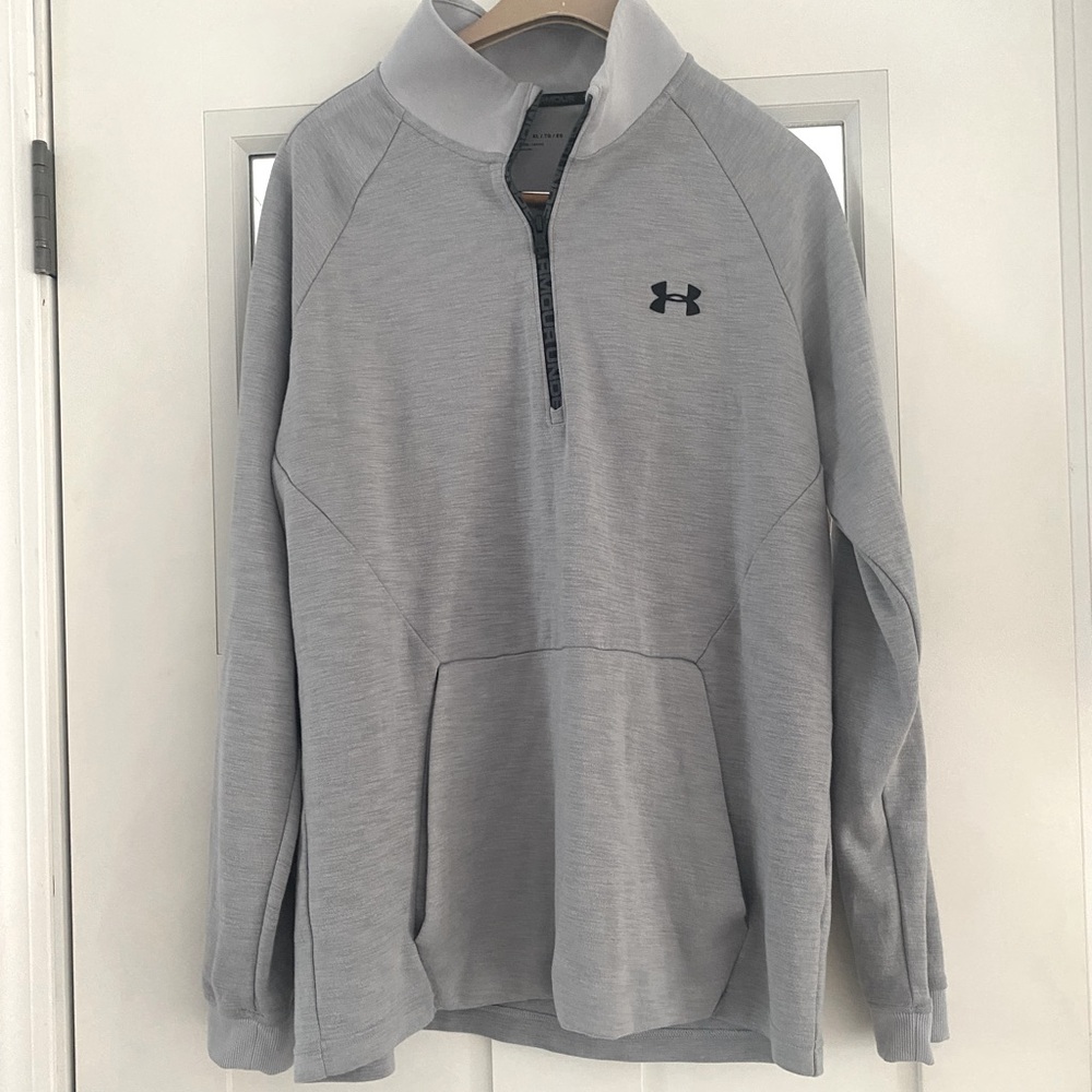 Under Armour Gray Quarter-Zip Pullover and Bottoms. Excellent condition.